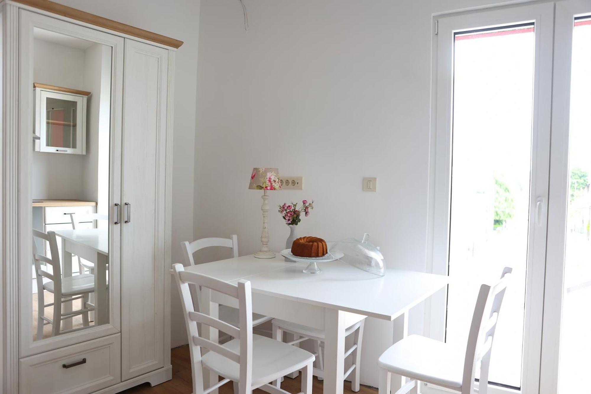 Apart Hotel Asteria Λιουμπλιάνα Εξωτερικό φωτογραφία